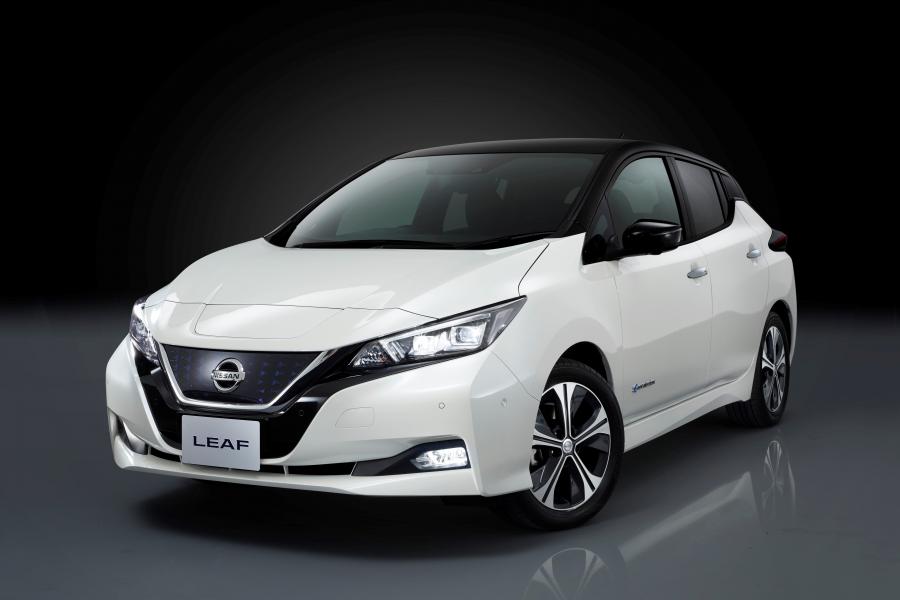  Nissan Leaf 2.zero 2017 года  (JP) (фото 18 из 56)